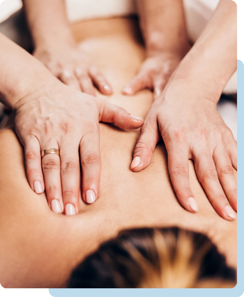 4 Hands Massage Sukhumvit