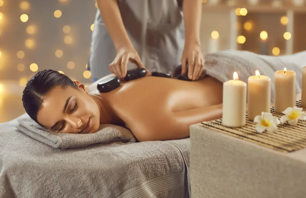 how much to tip in thailand for massage