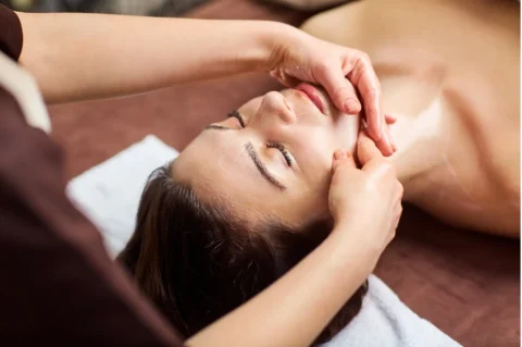 Facial Massage in Bangkok